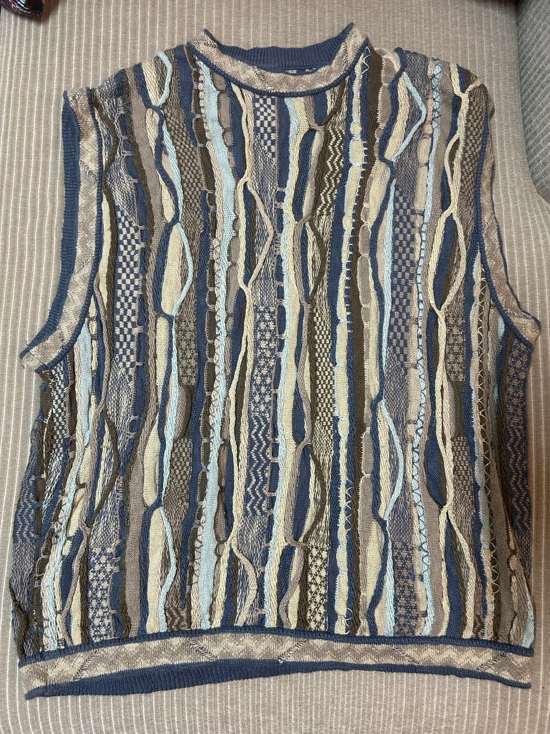 Kapital 7G 캐피탈 니트 Gaudy vest 상품이미지1