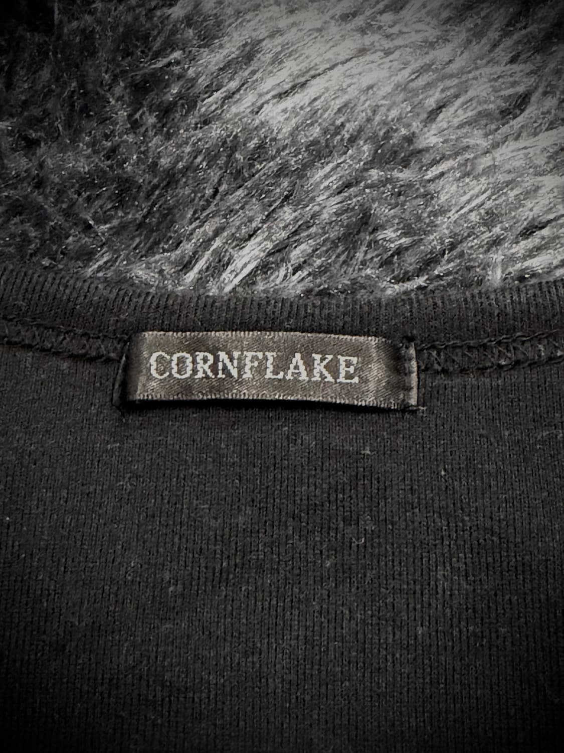 CORNFLAKE 퍼플 스컬 레이스 고딕 레터링 블랙 반팔 티셔츠 상품이미지9