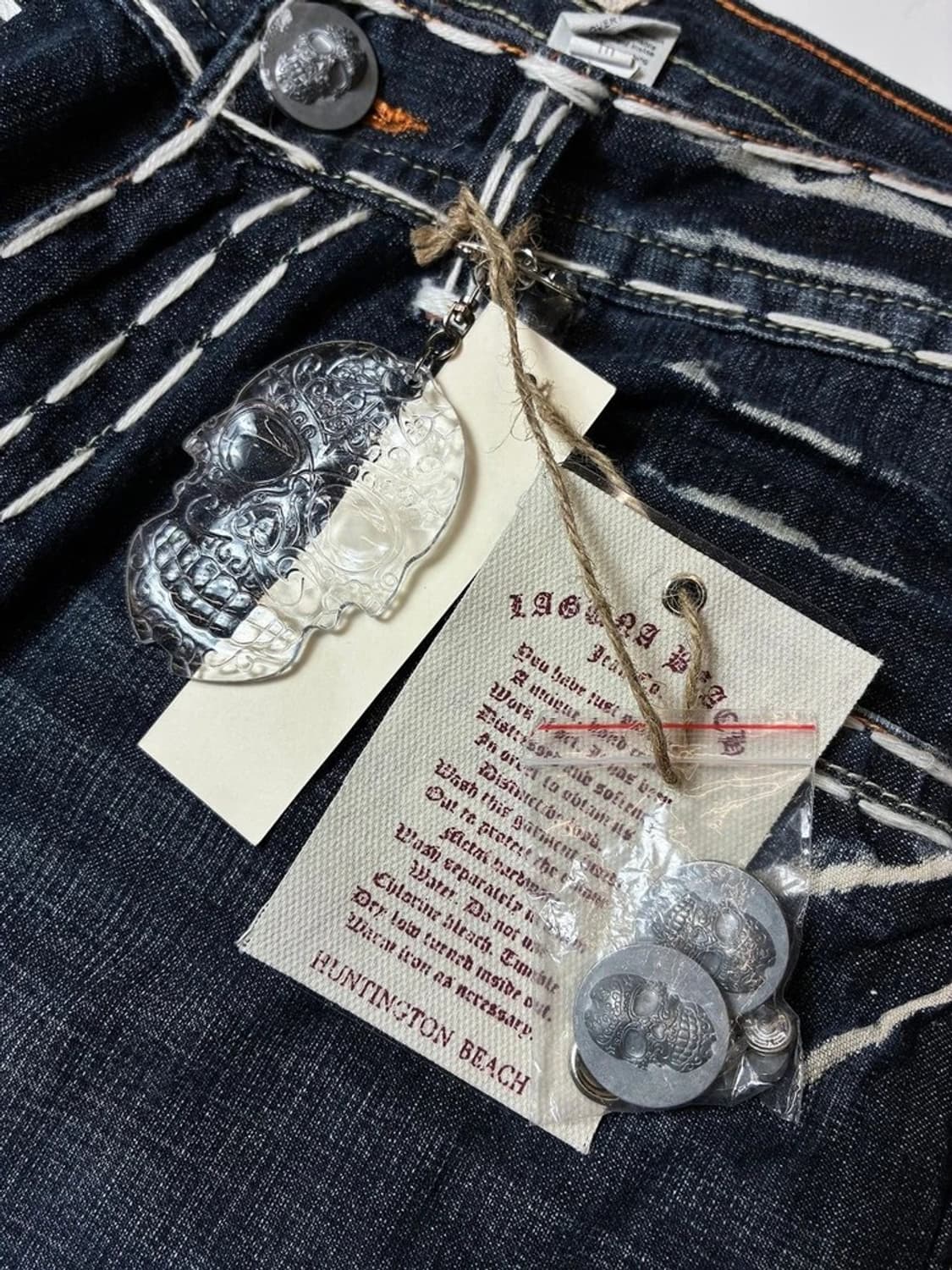 라구나비치 00's Y2K펑크 데드스탁 스컬자수데님팬츠PN88308832 상품이미지8