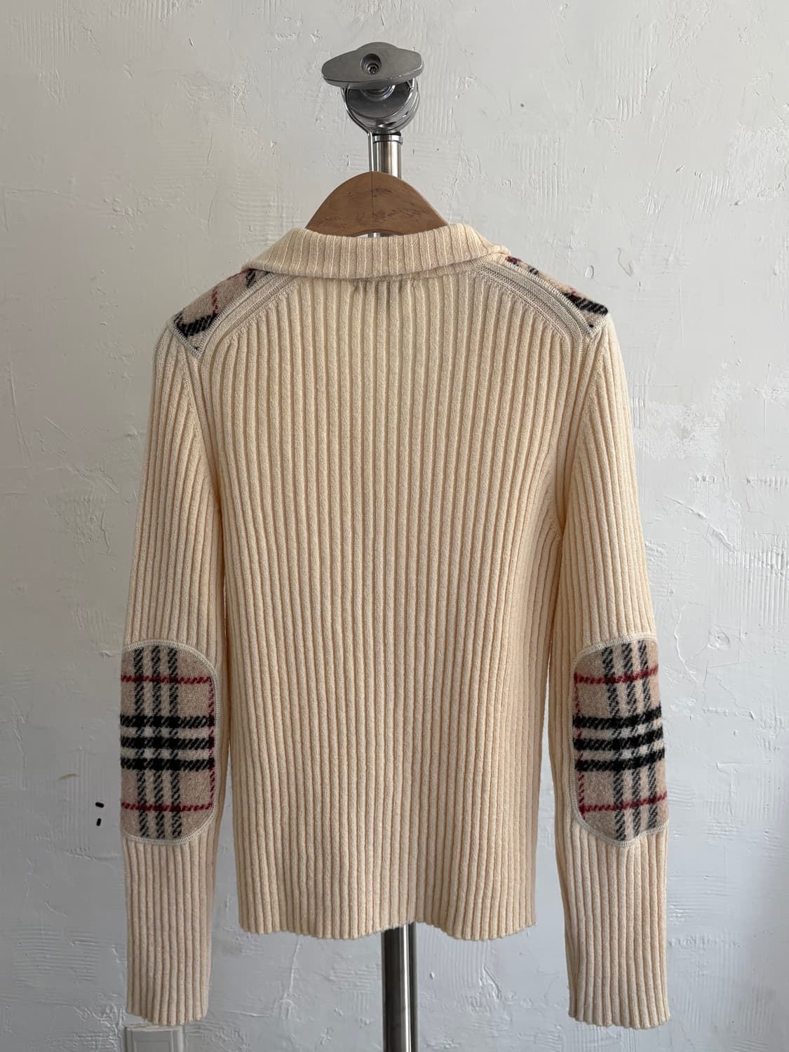 버버리 아이보리 노바체크 패치 니트 집업 상품이미지3