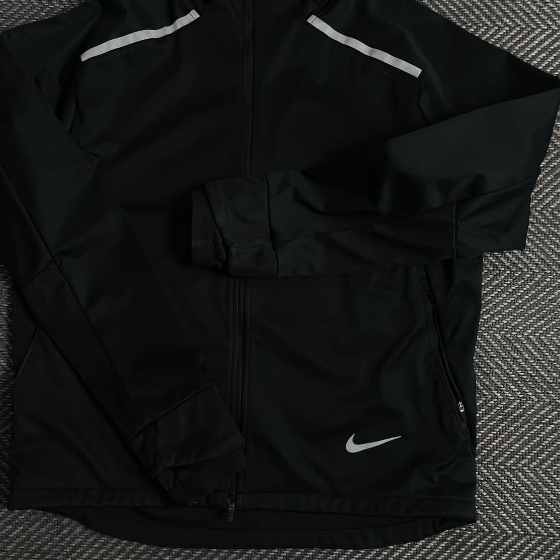 나이키 러닝 쉴드 스카치 디테일 자켓 y 3574 상품이미지5