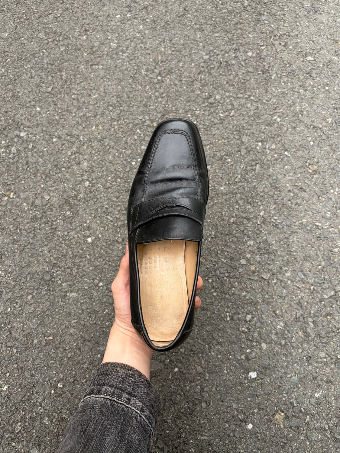 페라가모 레더 페니 로퍼 상품이미지1