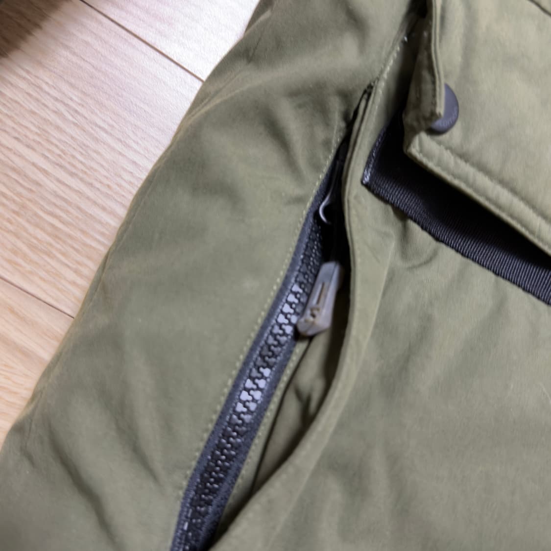 살로몬 털 패딩 상품이미지6