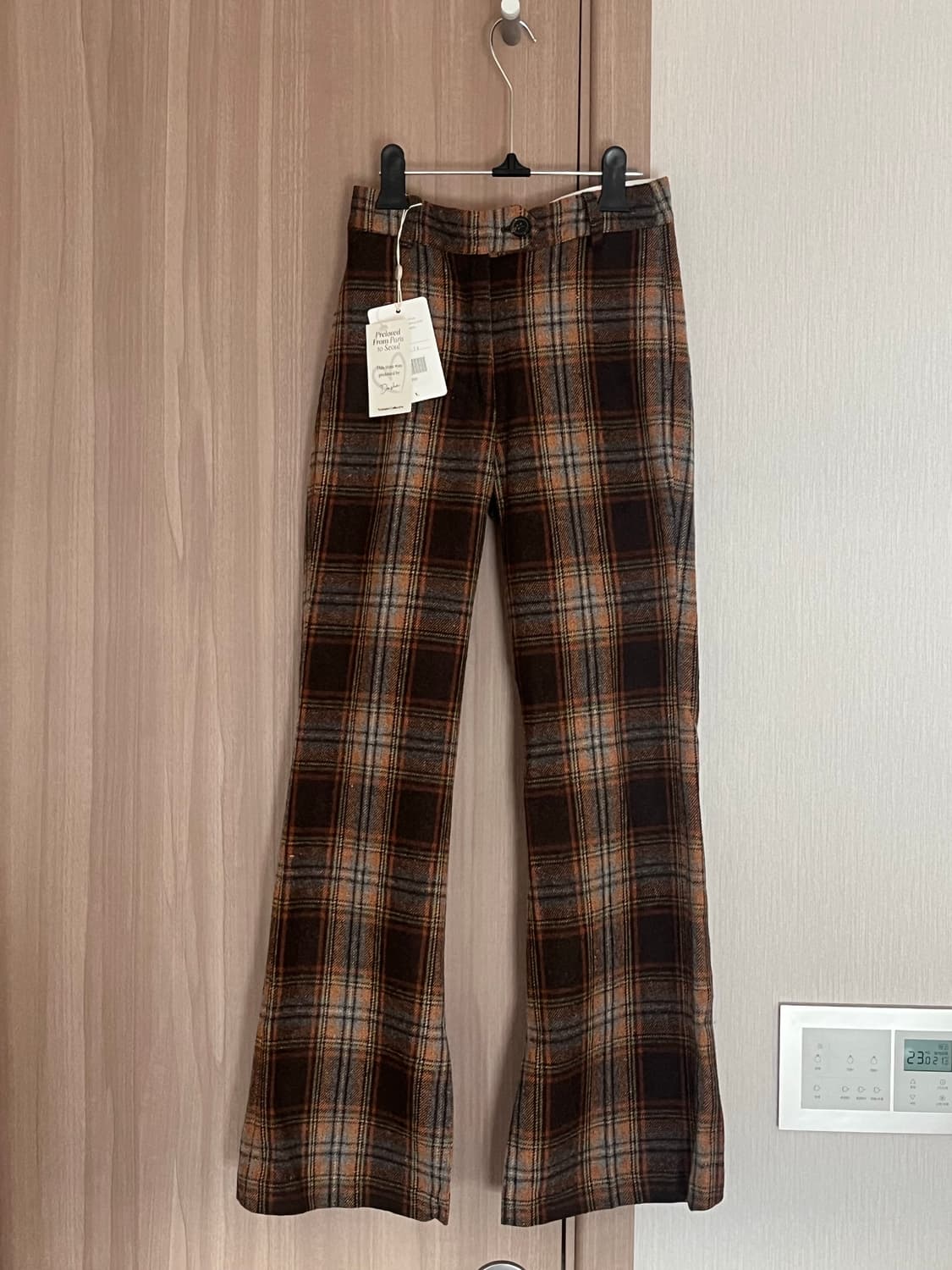 Anderson Bell. 부츠컷 체크 팬츠 상품이미지1