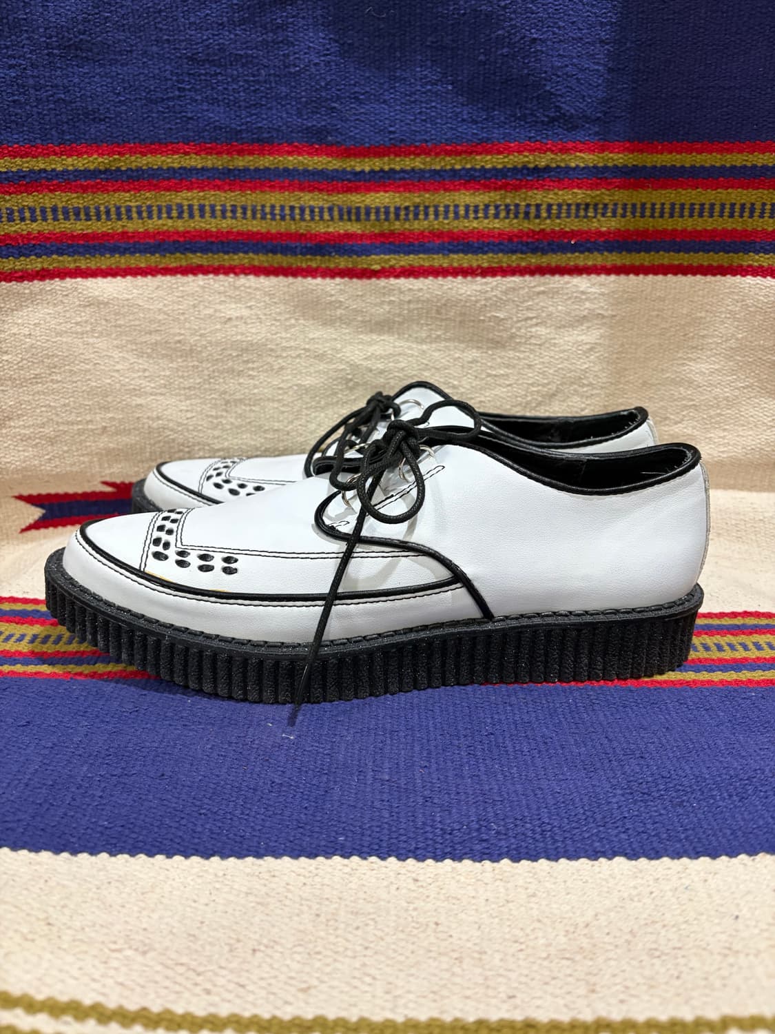 훕데두 EE signature stitch clipper derby 상품이미지2