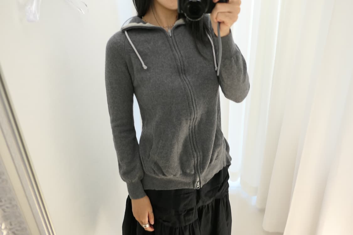 Back frill knit hood zip-up 상품이미지8
