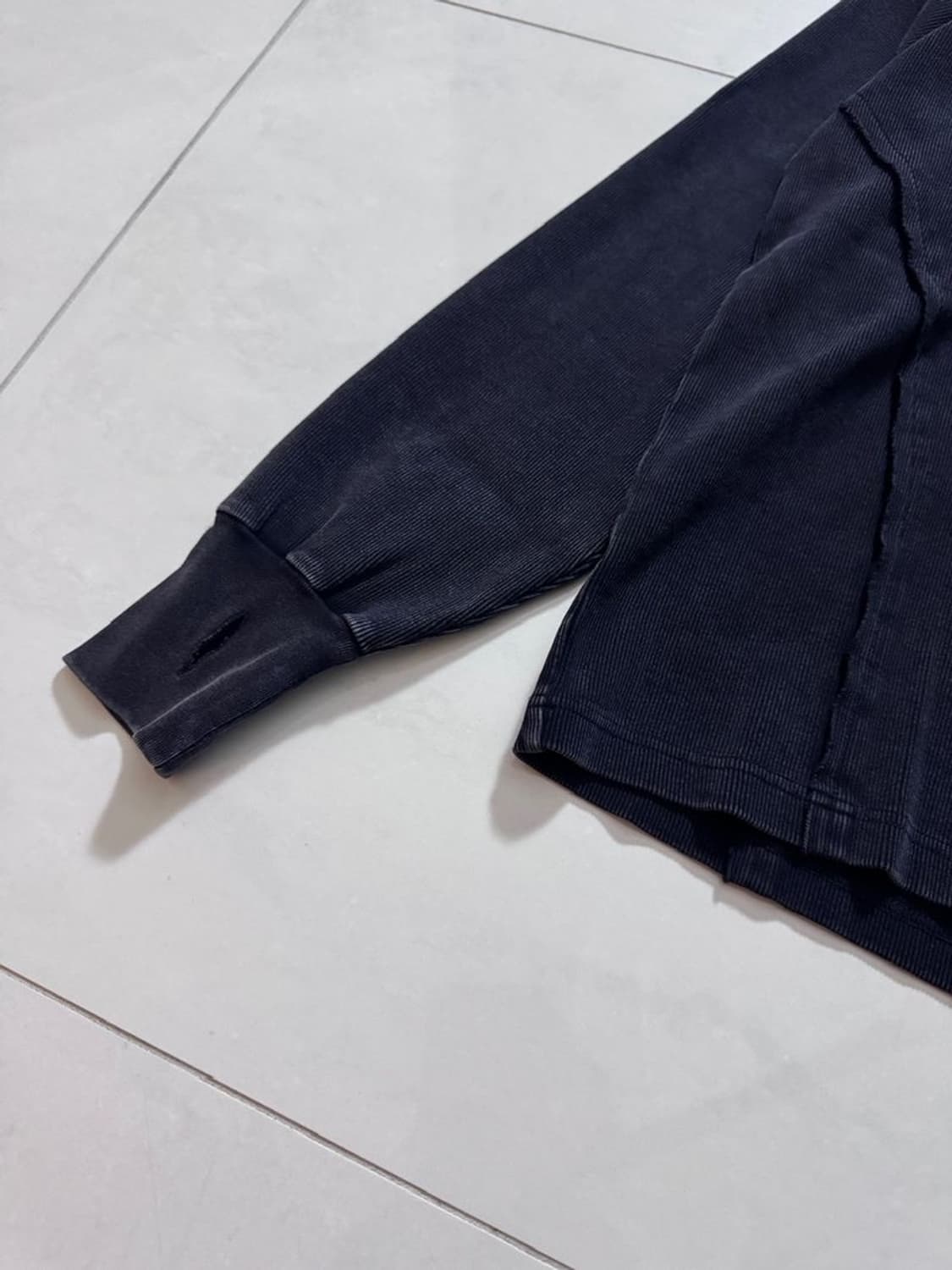 URBAN GRUNGE LONG SLEEVE T 어반 그런지 긴팔 티셔츠 상품이미지5