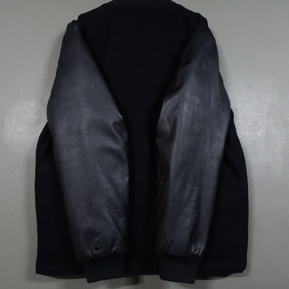 나이키 NSW 디스트로이어 구스다운 패딩 바시티 양가죽 레더 자켓 점퍼 상품이미지10