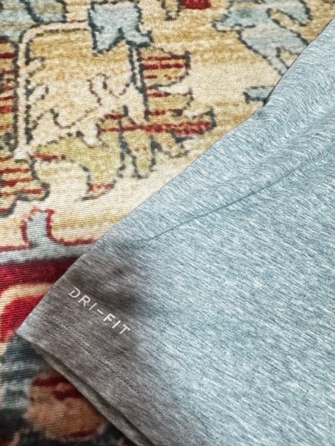 나이키 드라이핏 스우시 반팔 티셔츠  상품이미지3