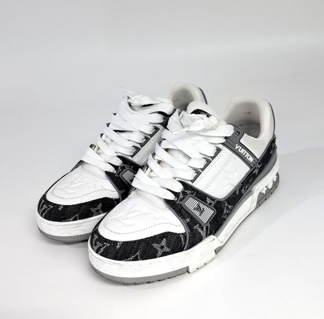 루이비통 트레이너 스니커즈 상품이미지1