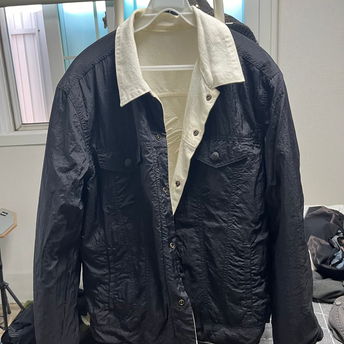 조던 x 리바이스 리버시블 트러커 자켓 화이트 블랙 상품이미지3