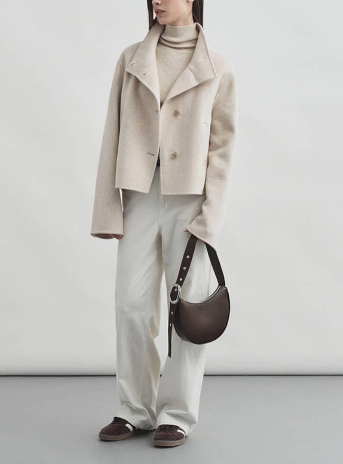 몽돌 캐시미어 울 핸드메이드 하이넥 크롭 코트 오트밀 상품이미지4