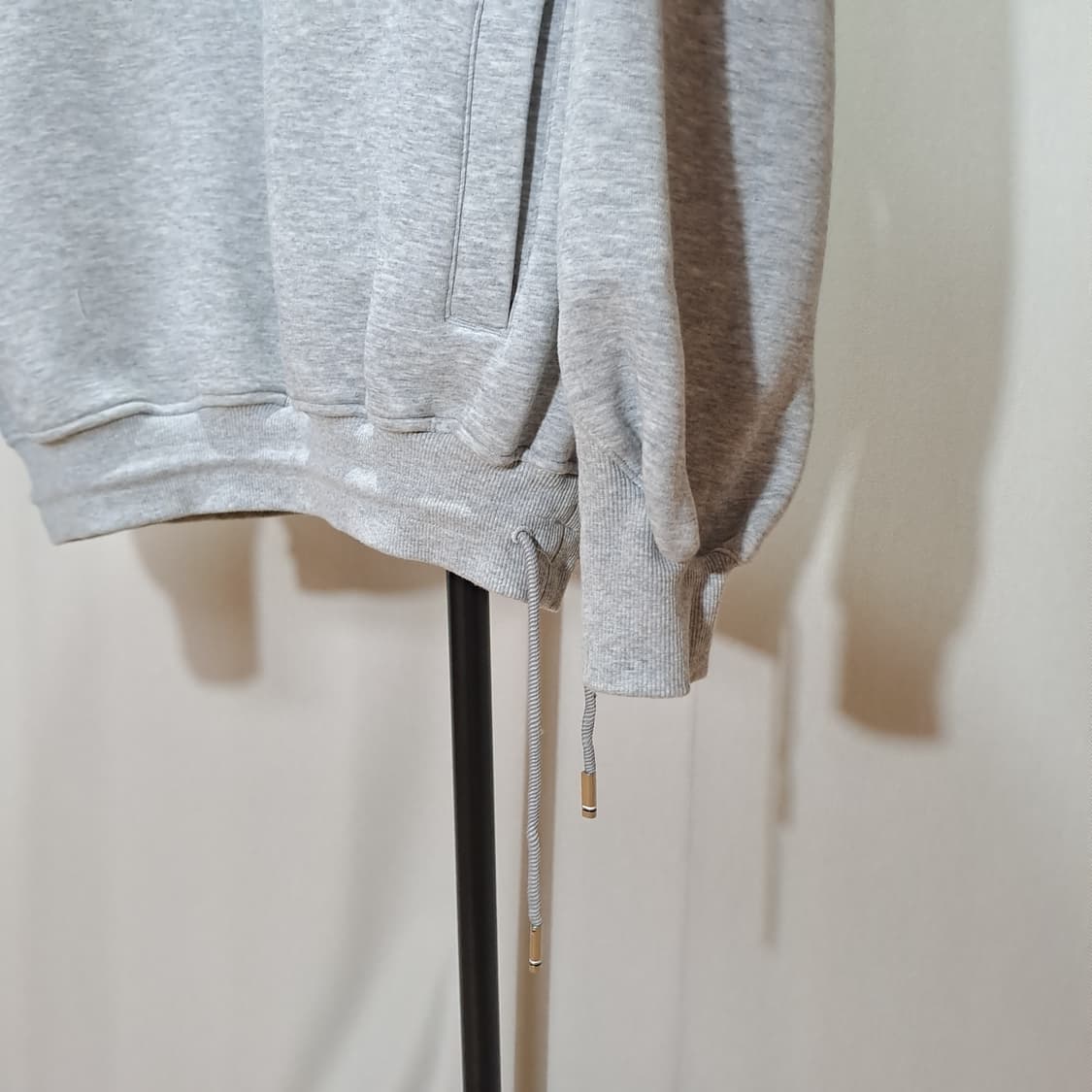 (새상품급) 24ss 송지오옴므 지제로 맨투맨 상품이미지5