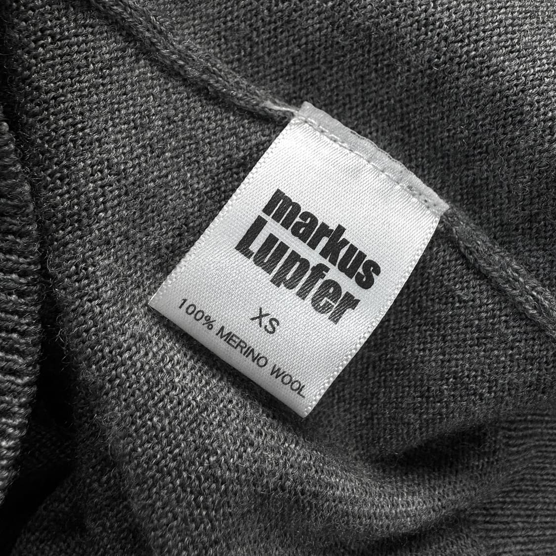 마커스루퍼 시퀸 울 니트 상품이미지6