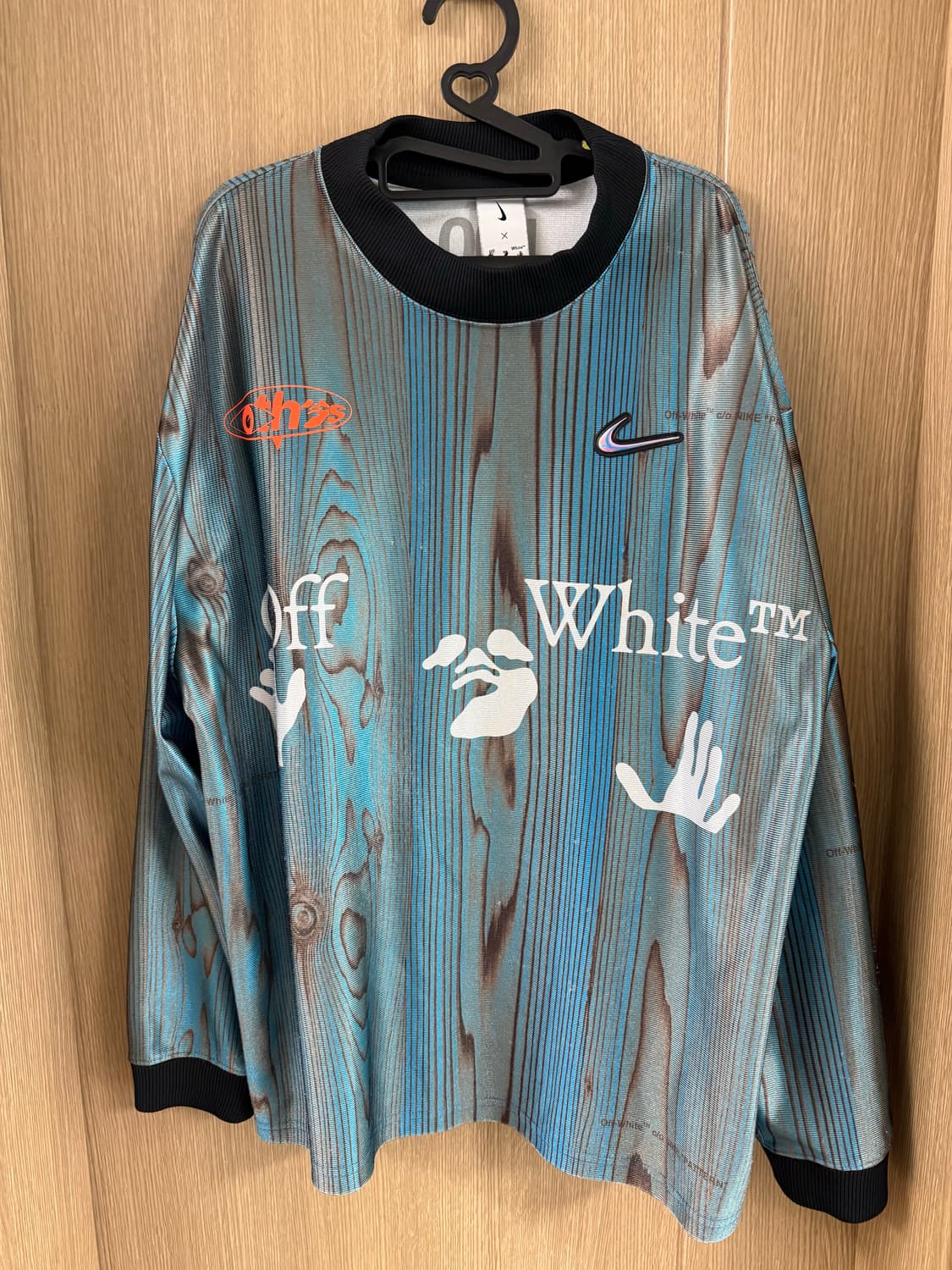 (XL)나이키 오프화이트 우드 맨투맨 상품이미지1