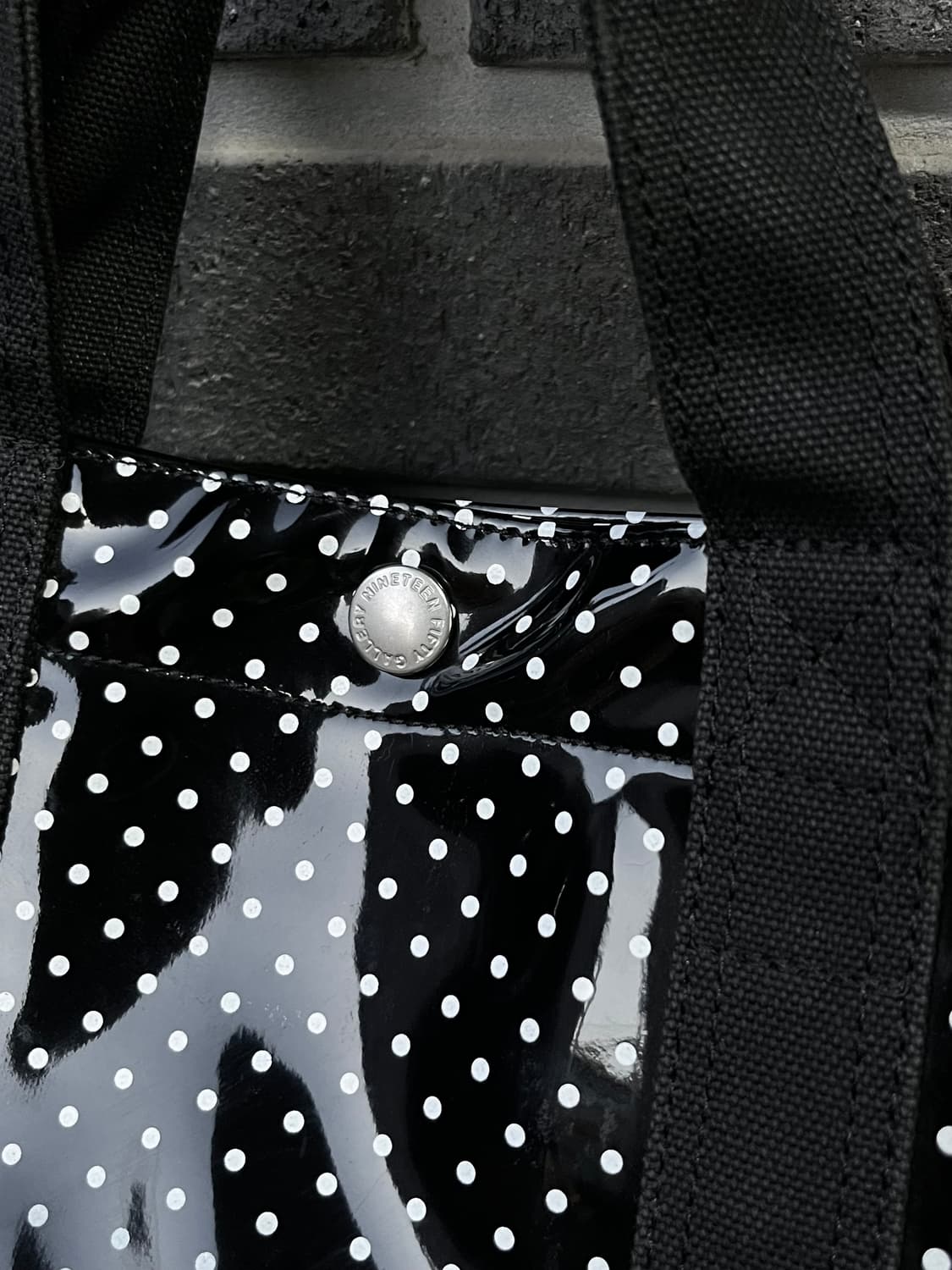 PORTER x G1950 포터 에나멜 토트백 블랙 상품이미지4