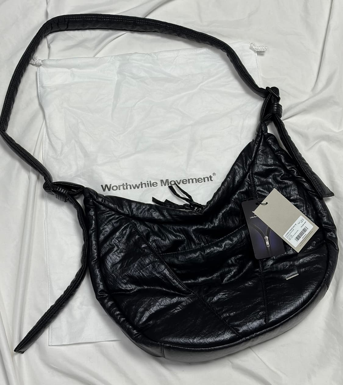 월스와일무브먼트 LAYERED PADDED BAG  / M 상품이미지1