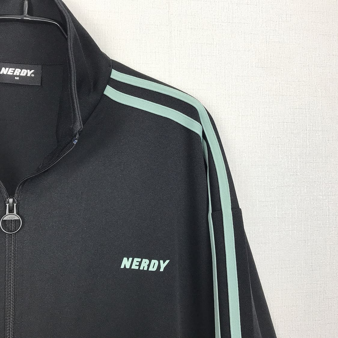 널디 NERDY 민트 트랙탑 오버핏 져지 남성M 상품이미지4