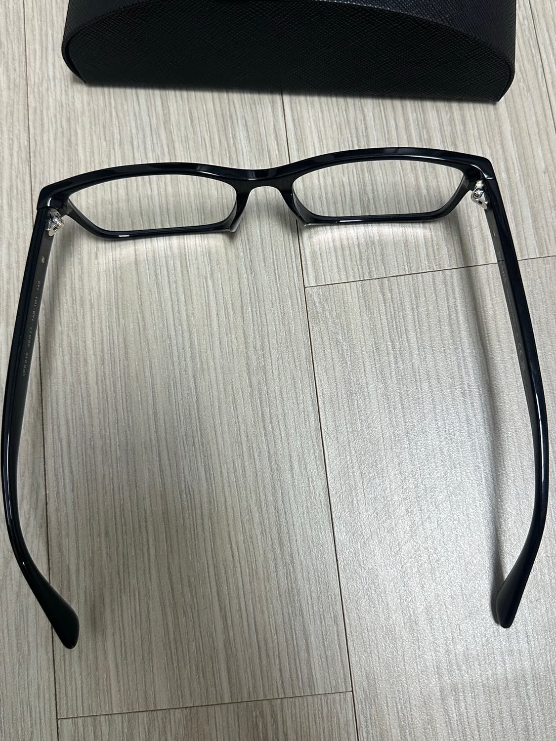 프라다 블랙 사각 뿔테  상품이미지3