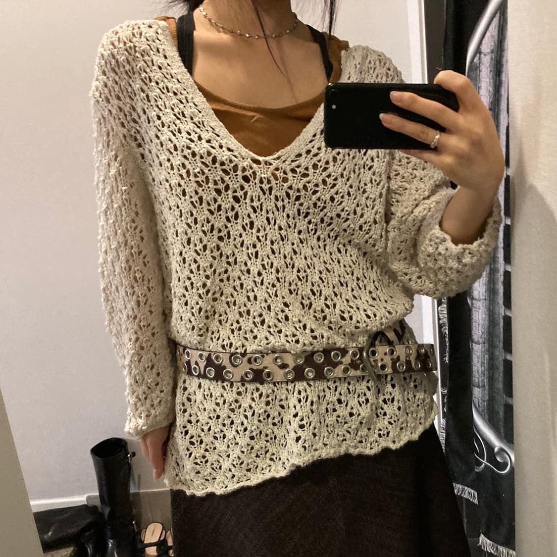 딥브이넥 긴팔 네트 레이어드 니트 상품이미지3