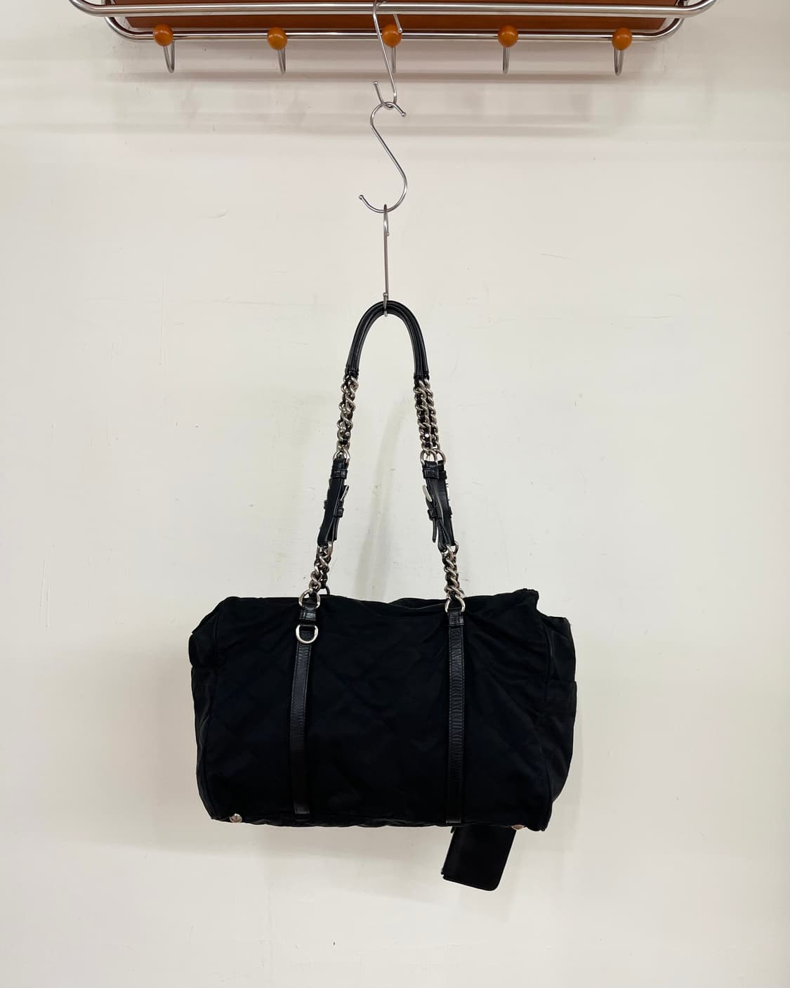 프라다 블랙 퀼티드 나일론 체인 숄더백 상품이미지4