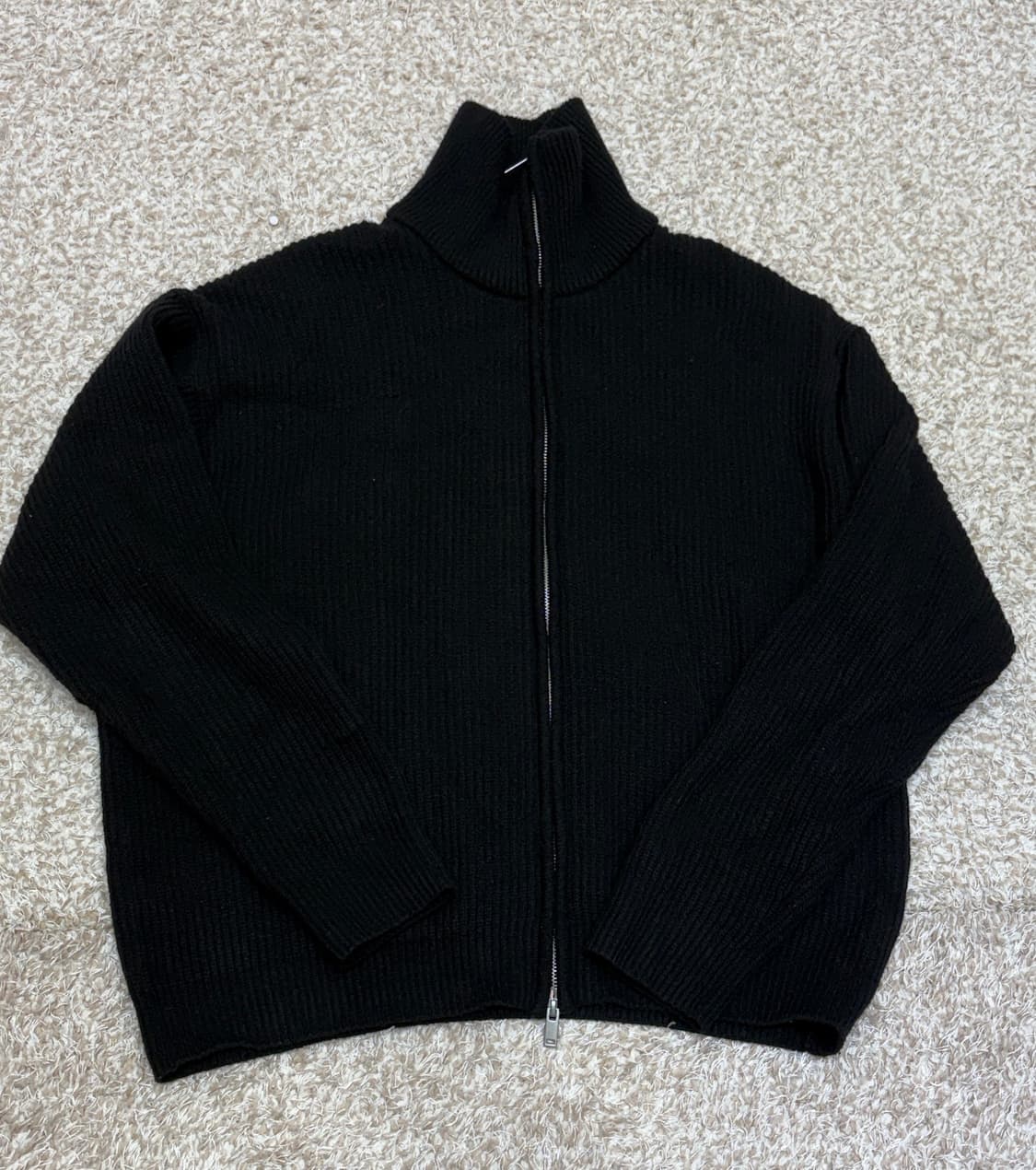 (택포) 무신사 스탠다드 릴렉스드 리브드 니트 집업 블랙 L 상품이미지1