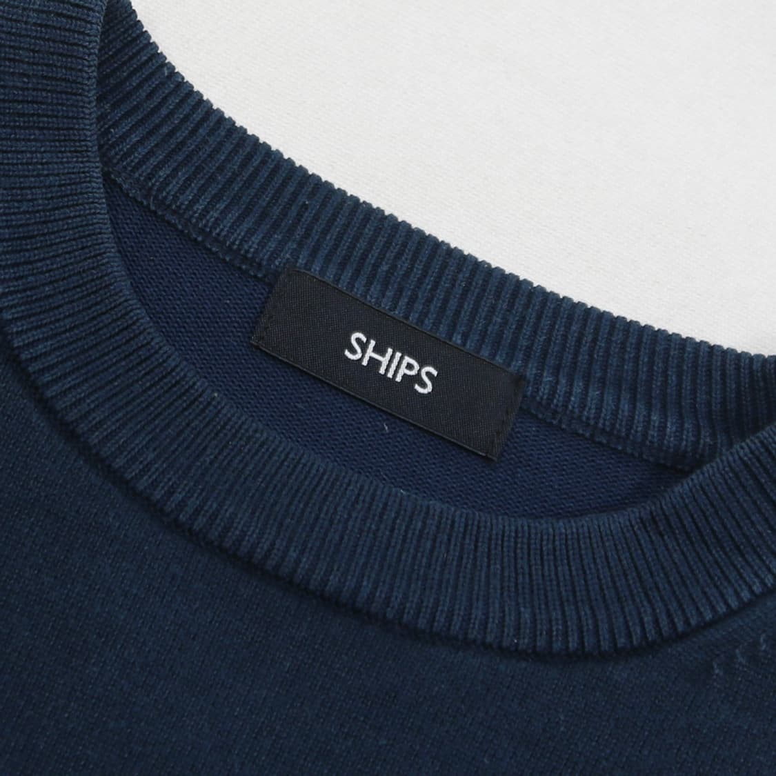 (착용컷) SHIPS 코튼 맨투맨 (남성용 100) 상품이미지5