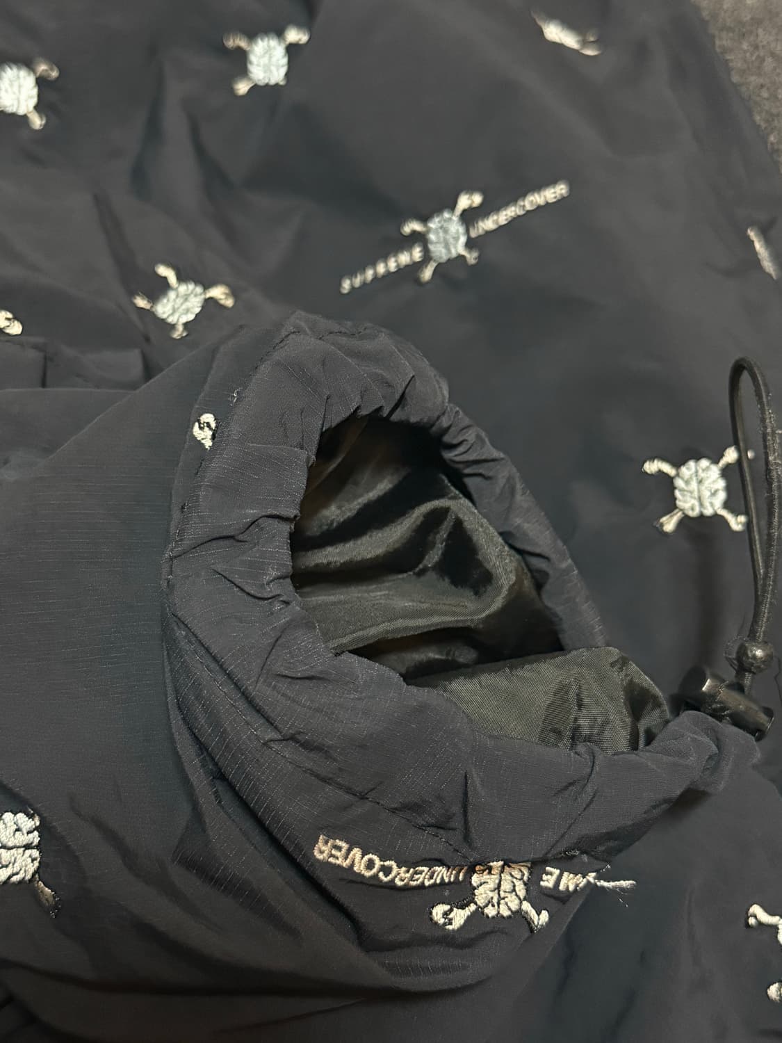 언더커버 슈프림 블랙 트랙 팬츠 상품이미지5