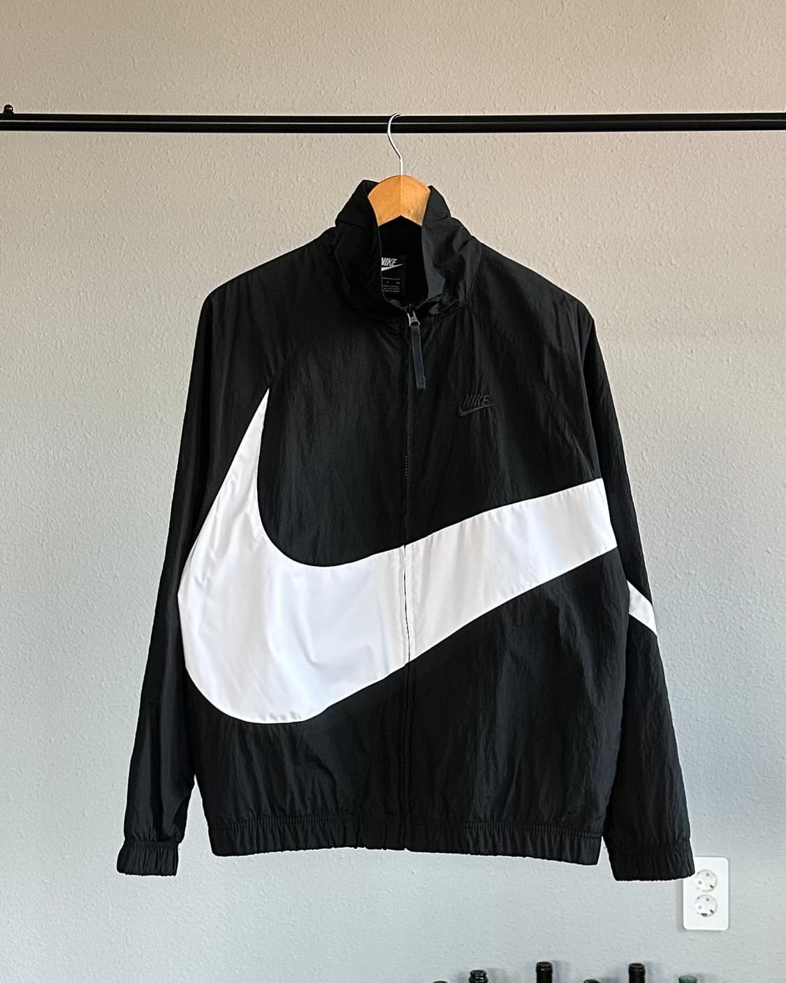 [S-M]나이키 빅스우시 우븐 바람막이 상품이미지1