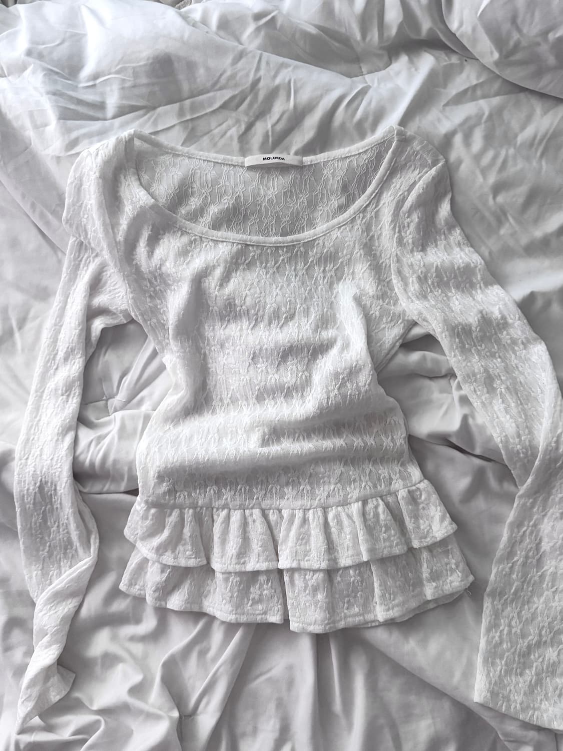 플라워 시스루 레이스 긴팔티 레이어드 상품이미지1