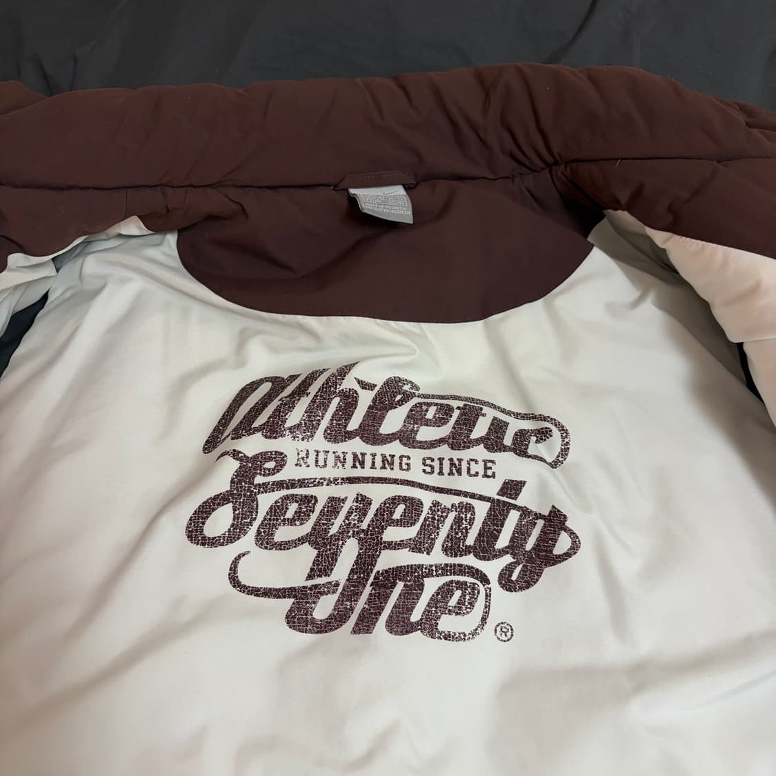 [NIKE] 나이키 빈티지 브라운 패딩 조끼 베스트 상품이미지3