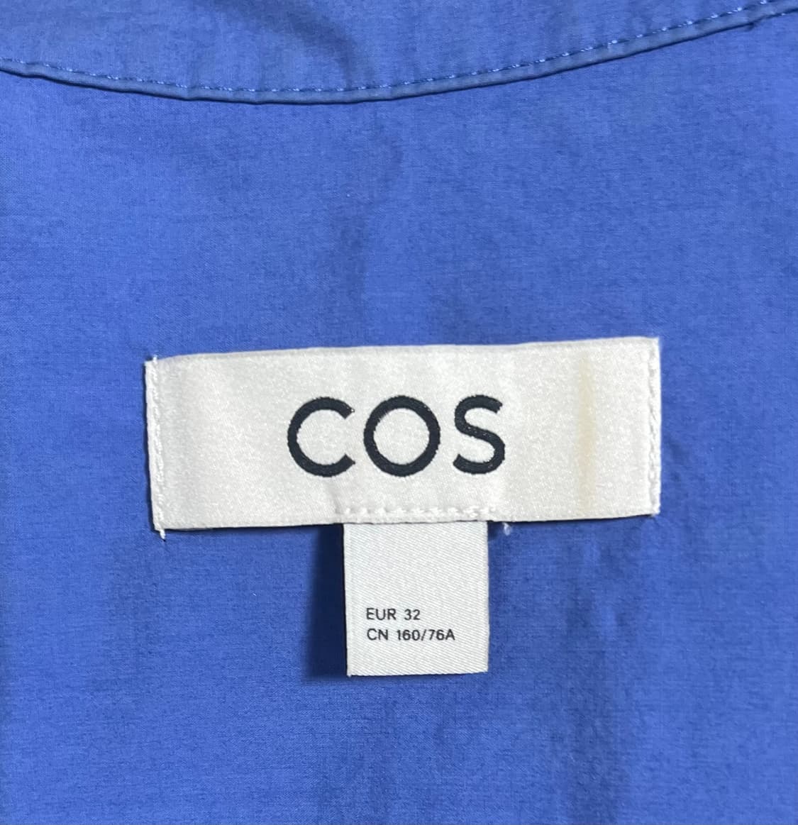 (급처) COS 코스 오버사이즈 롱 슬리브리스 셔츠 인디고블루 32싸이즈 상품이미지5