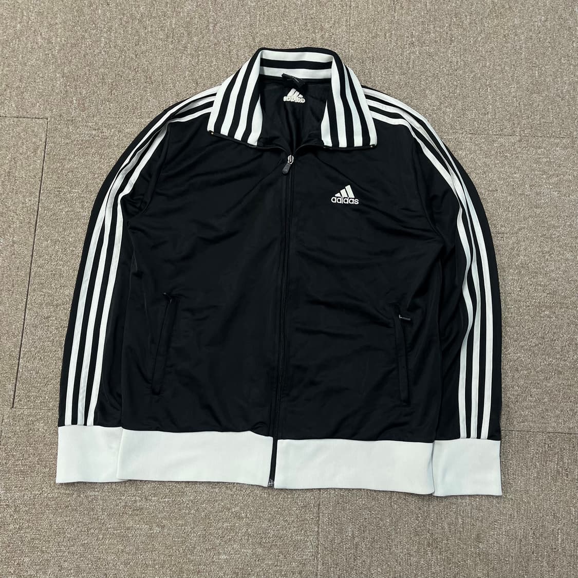 아디다스 검흰 져지 상품이미지2