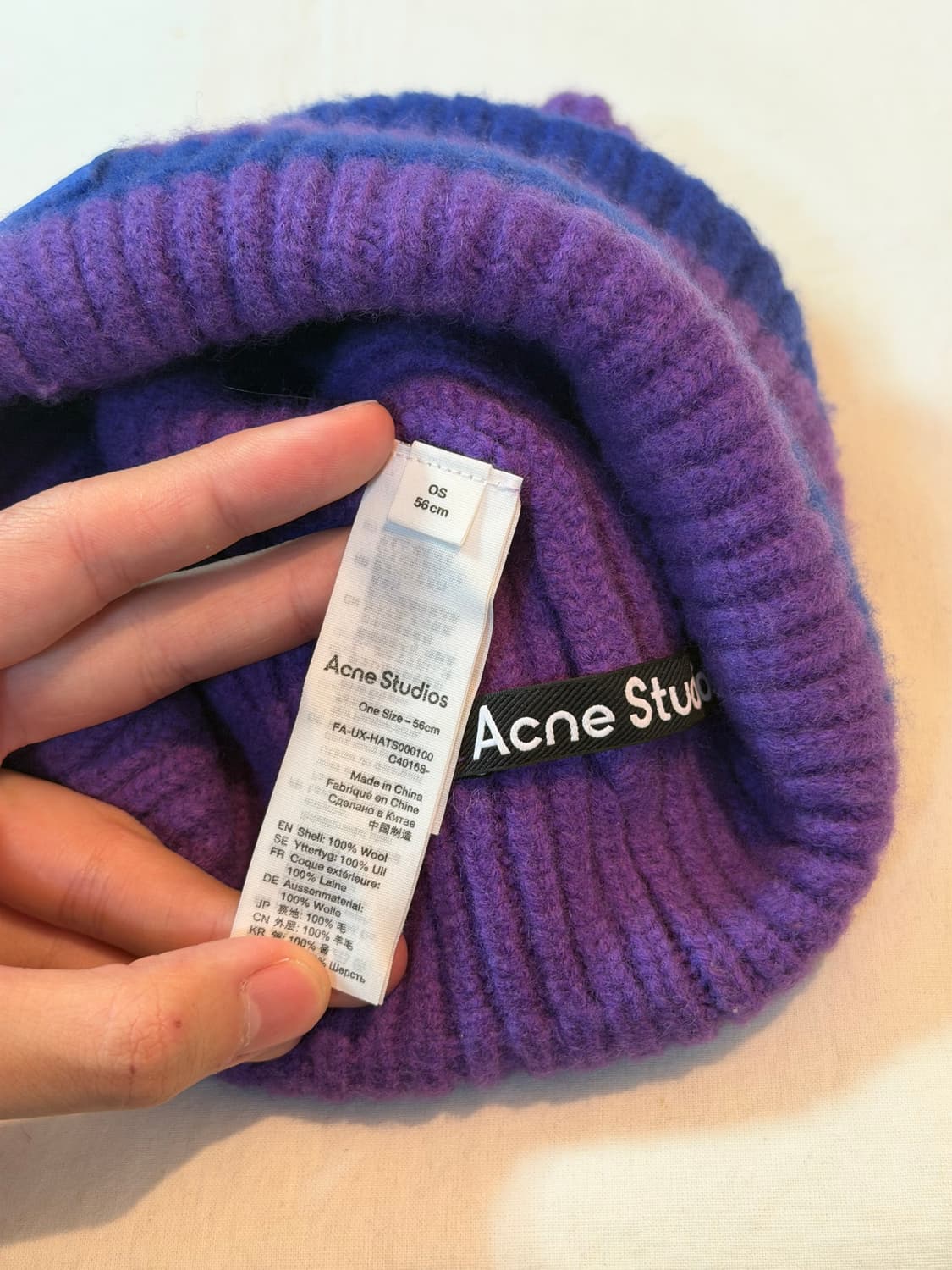 아크네 스튜디오 라지 페이스 스트라이프 울 비니 상품이미지2