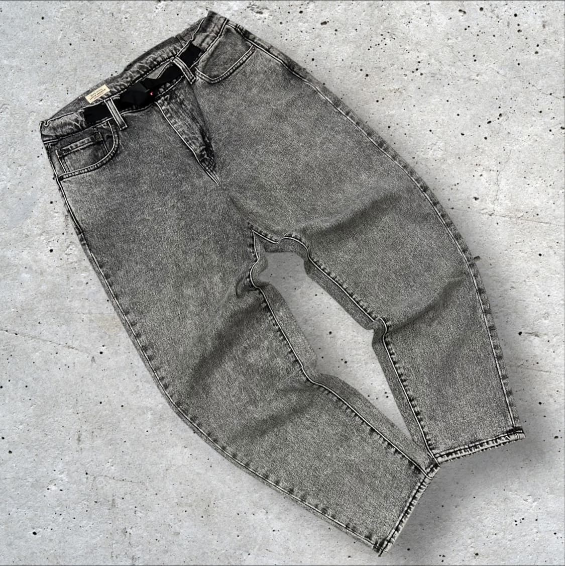 [30x32] 리바이스 562 프리미엄 그레이 데님 팬츠 상품이미지1