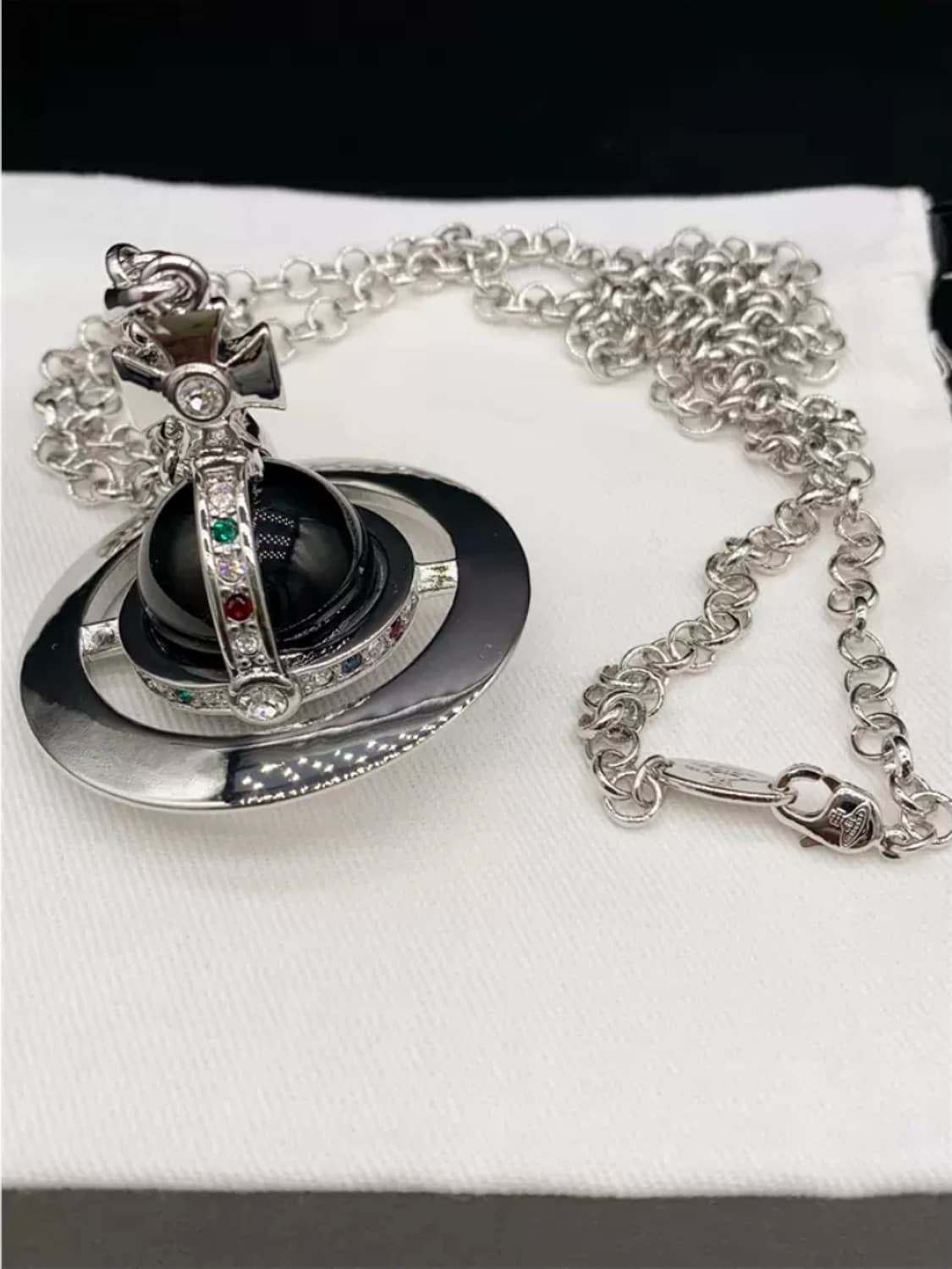 비비안웨스트우드 블랙 orb목걸이 상품이미지1