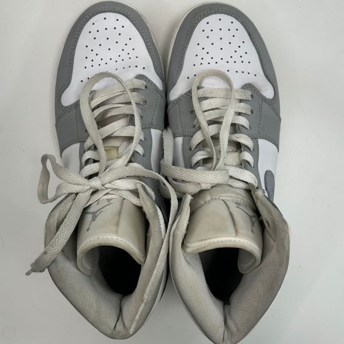 나이키 에어조던 1 미드 울프 그레이 스니커즈 250 상품이미지5