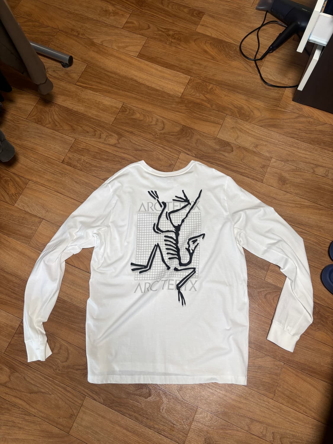 아크테릭스 아크멀티 버드 로고 롱슬리브 티셔츠 화이트 라이트 상품이미지1