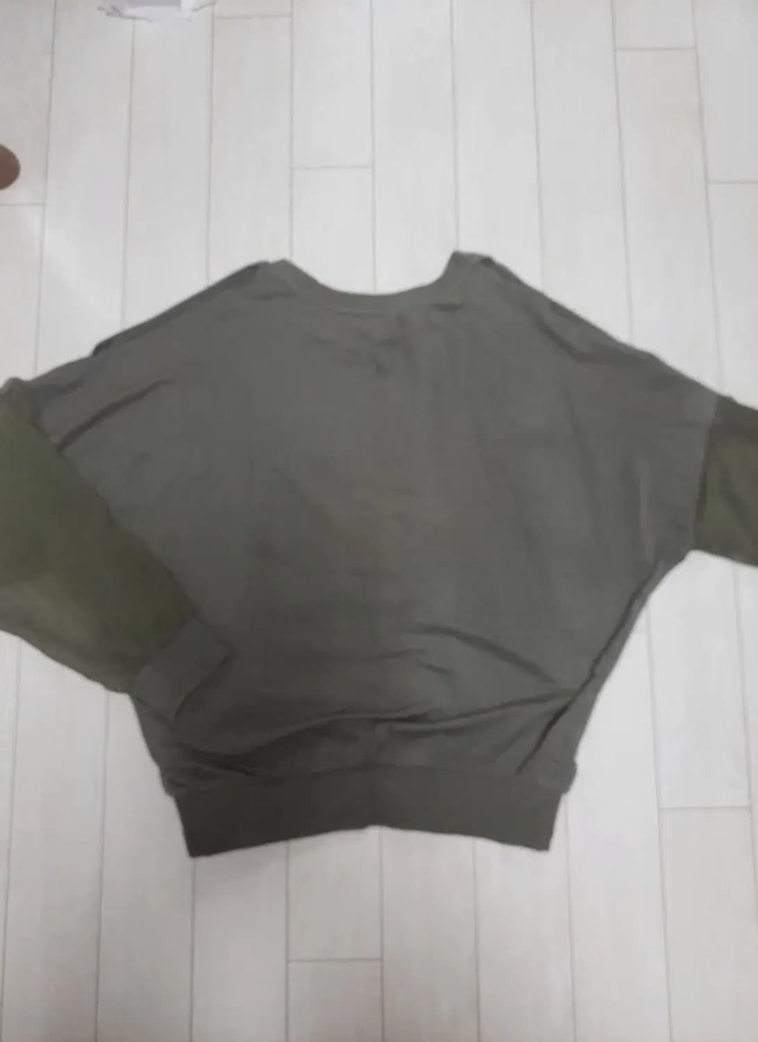 급처새상품!에고이스트X디즈니 콜라보 데이지덕 어깨트임 시스루 맨투맨티셔츠 상품이미지4