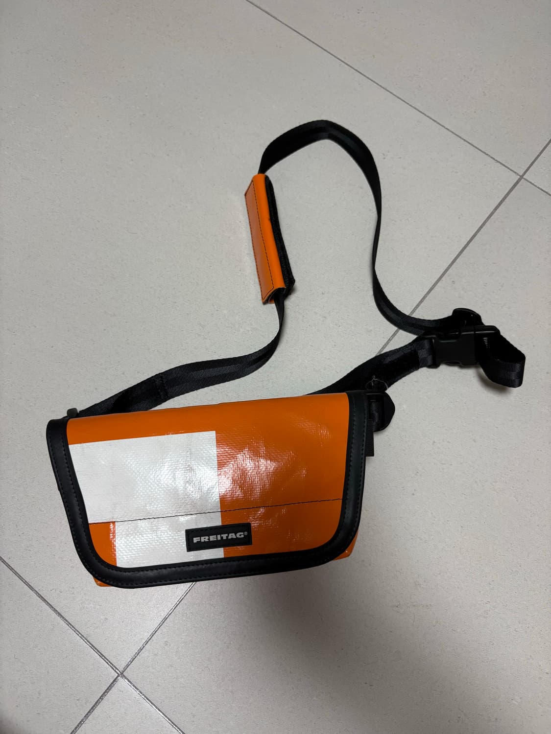 프라이탁 Freitag 제이미 주황색 오렌지색 상품이미지1