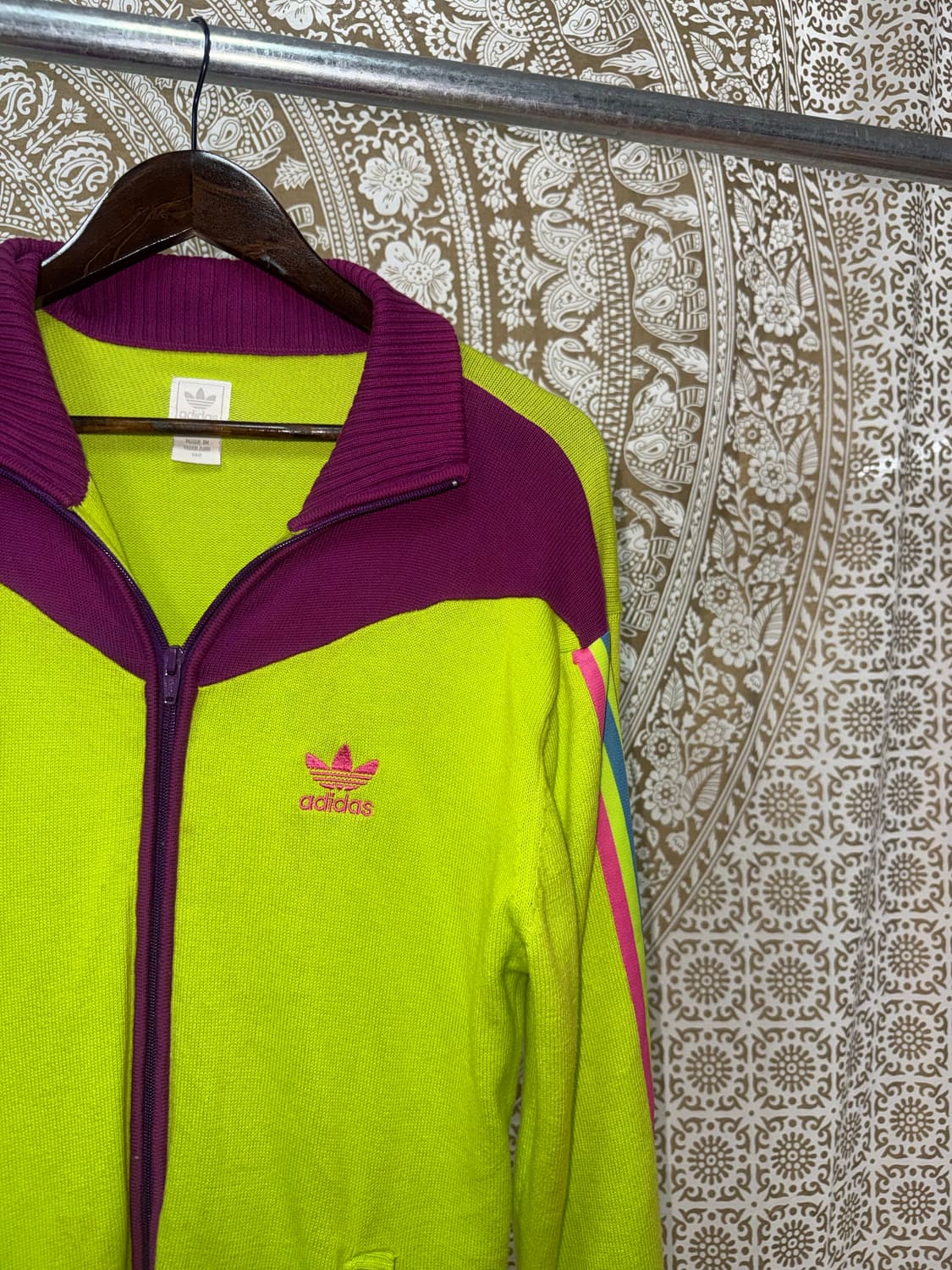 아디다스 올드스쿨 네온 멀티컬러 니트집업 자켓  상품이미지3