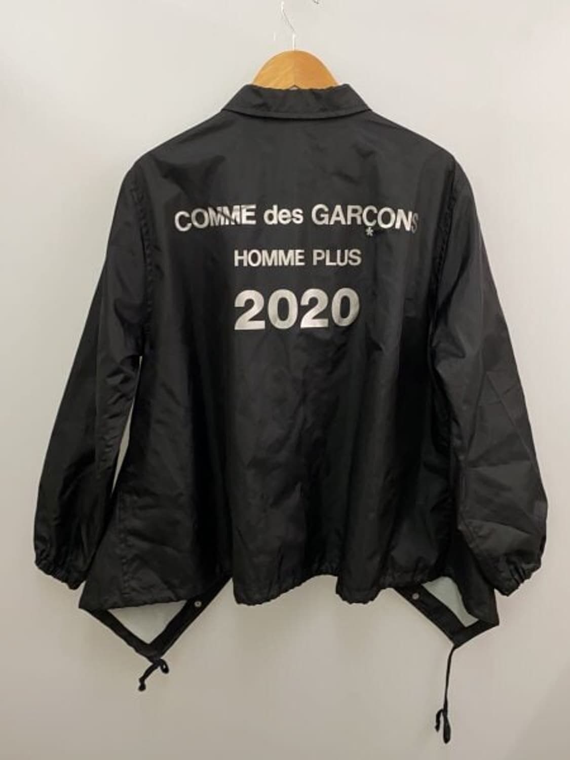 꼼데가르송 옴므 플러스 코치자켓 s사이즈 판매합니다. 상품이미지1