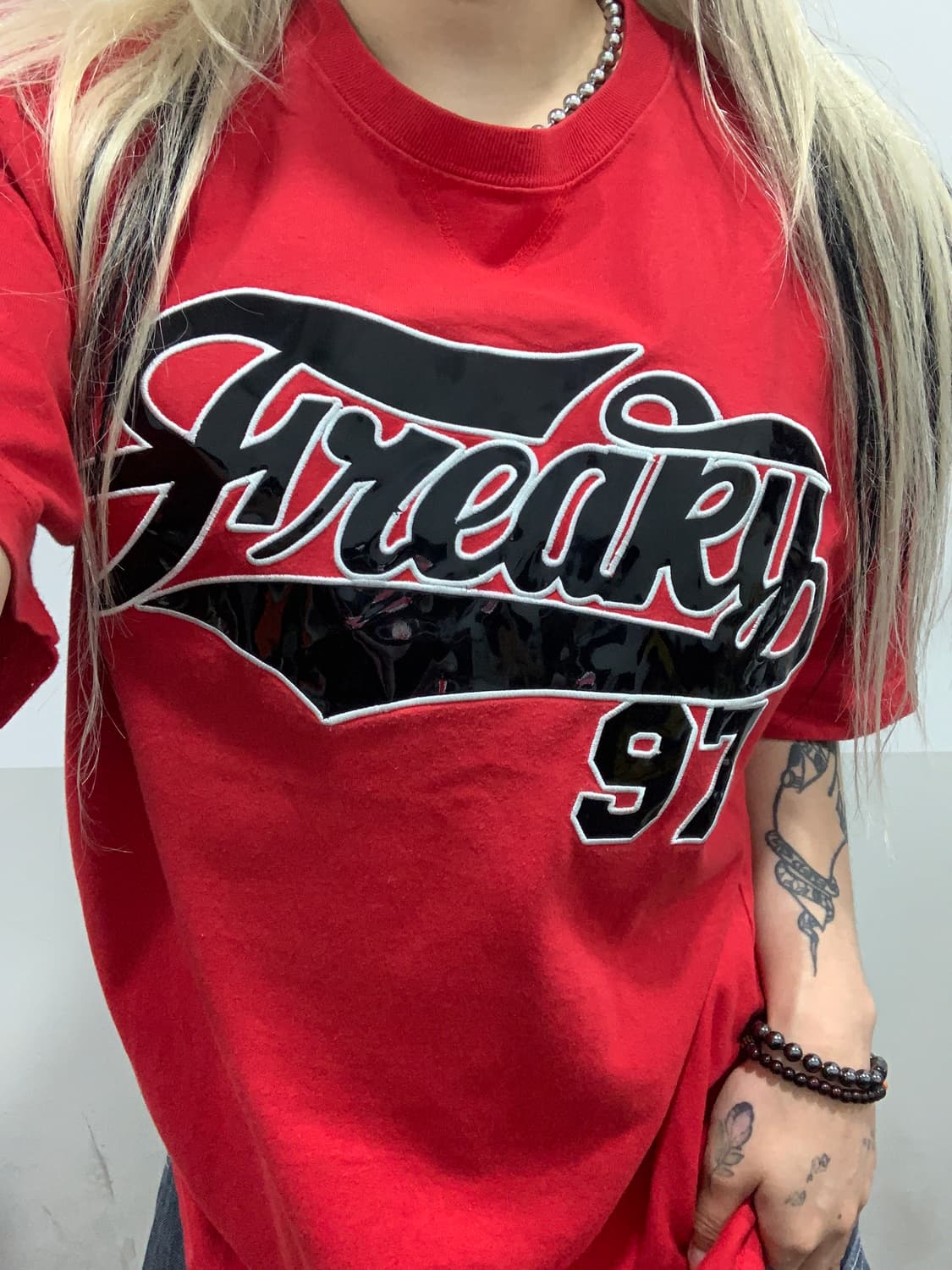 (빈티지)00‘s FREAKY MASSIVE 아플리케 빅 프린팅 반팔티셔 상품이미지1