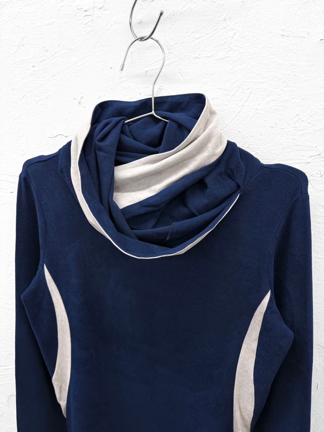 avi mode 드레이프 투톤 롱슬리브 상품이미지2