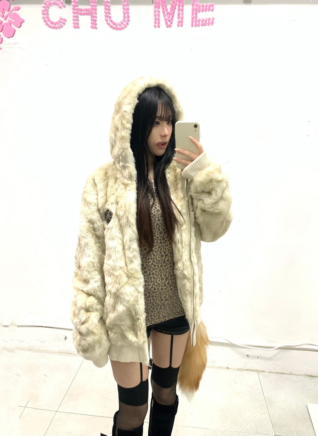 [RUSS-K] 갸루 베이지 퍼 후드집업 상품이미지3