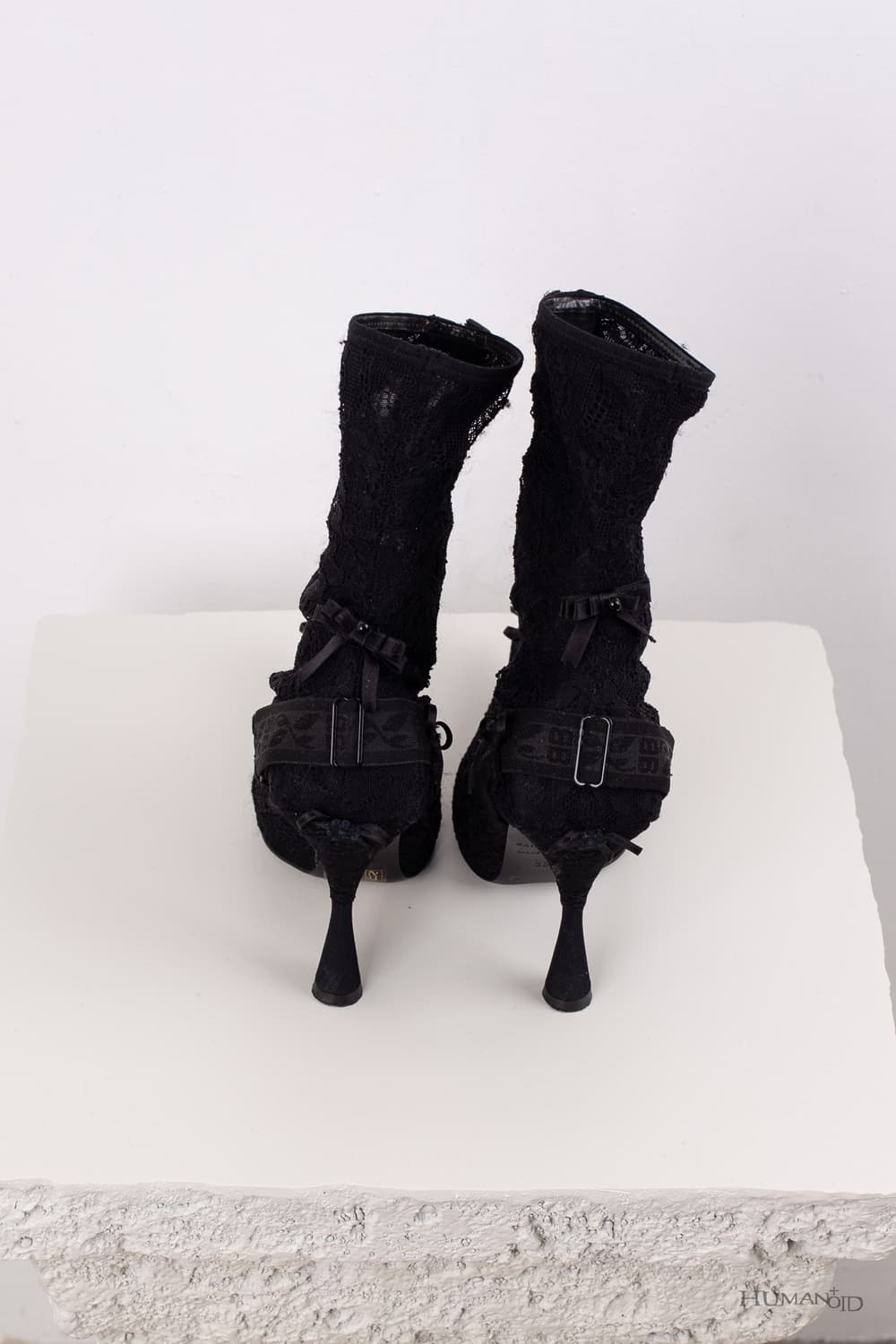 BALENCIAGA LINGERIE KNIFE ANKLE BOOTS 상품이미지8
