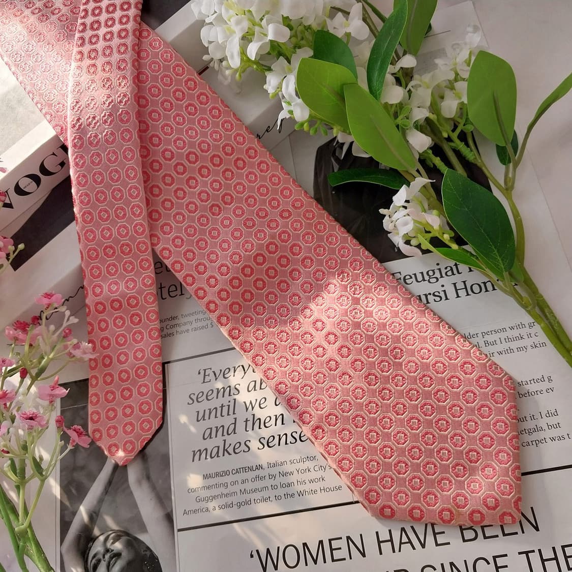 휴고 보스 실크 핑크 기하 패턴 넥타이 9cm A등급 K1631
 상품이미지3