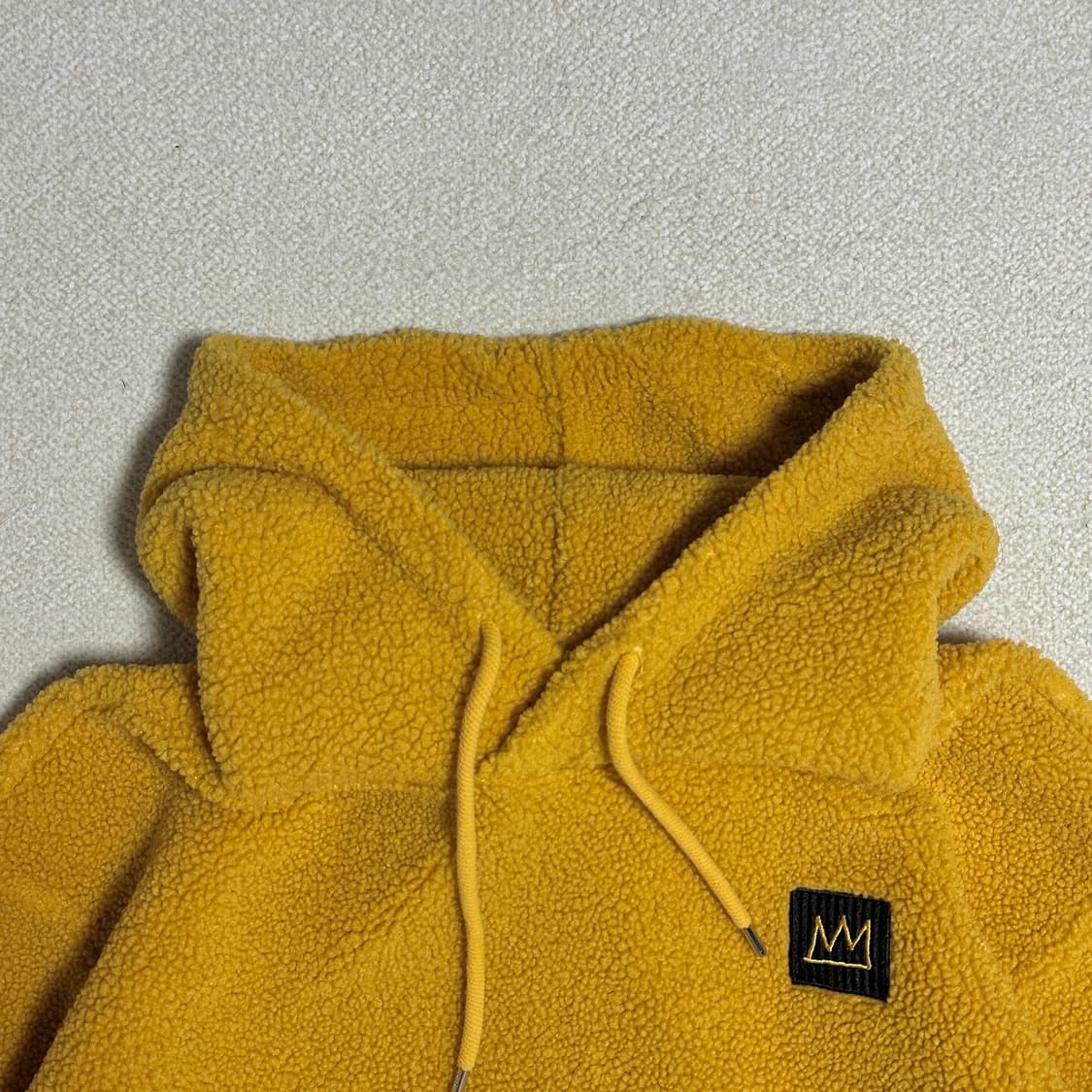 장 미쉘 바스키아 X 클라이드앤 뽀글이 양털 후드티 상품이미지5