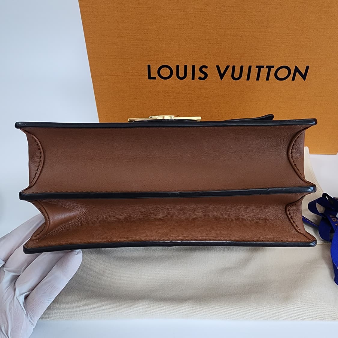 루이비통 도핀 MM 모노그램 리버스 캔버스 숄더 크로스백 M45958 상품이미지7