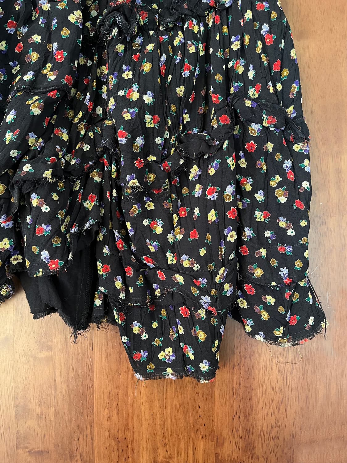 꼼데가르송 플로럴 프린트 랩 스커트 상품이미지5